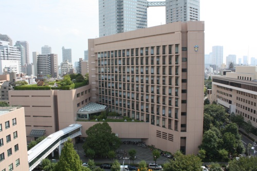 聖路加国際病院（東京都中央区）