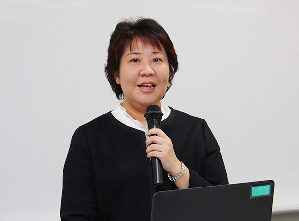 Mari Tsuruwaka, PhD